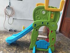 Gambar Gnu Activity clubhouse slide