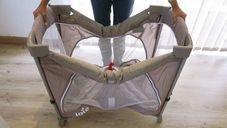 Gambar Joie Meet kubbie travel cot