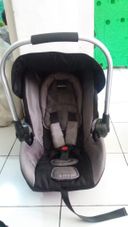 Gambar Babyelle Carseat baby babyelle