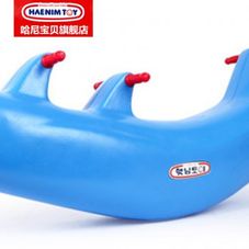 Gambar Haenim Jungkat jungkit dolphin