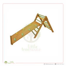 Gambar Little treehouse  Pikler triangle + slide